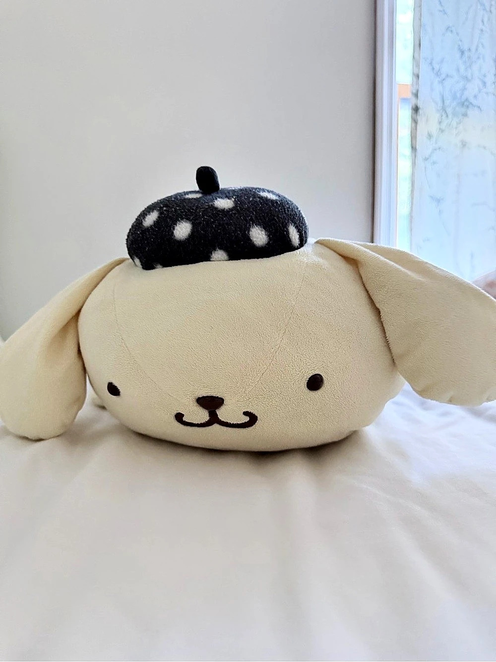 Sanrio pompomp Black & Cream Polka Dot Plush